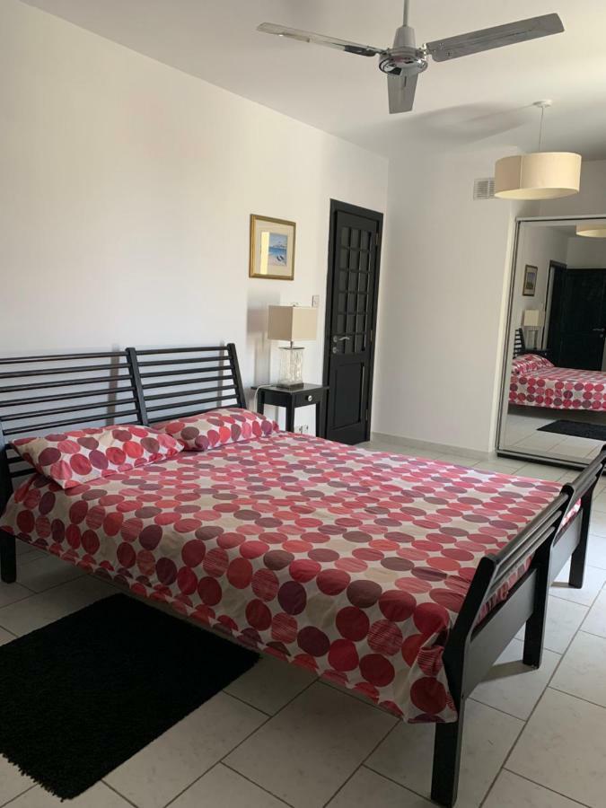 Spacious Seaview Sliema Apt, Steps From Valletta Ferry Eksteriør billede